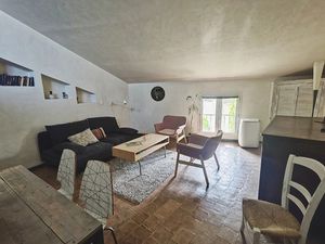 Vente appartement 2 pièces 56 m² à Lourmarin (84160)  240 000 €