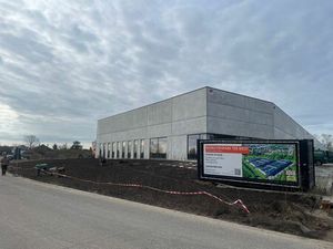 Unité PME de 198 m² à vendre/louer à Terbiest  Saint-Trond