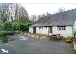 Vente maison 5 pièces 120 m² à Peumérit (29710)  311 225 €