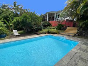 Maison T5 avec dépendances sur terrain de 1279 m2