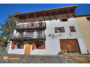 Vente chalet 10 pièces 243 m² à Beuil (06470)  380 000 €