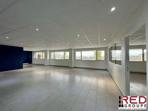 BUREAU A LOUER 144 M2