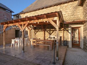 Vente maison de village 8 pièces 295m2 Oloron-Sainte-Marie 64400 - 508800 € - Surface Priv