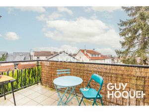 À vendre : Appartement 1 pièce à PARAY VIEILLE POSTE - CALME ET LUMINEUX