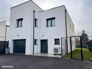 Pavillon 5 pièces 151 m²