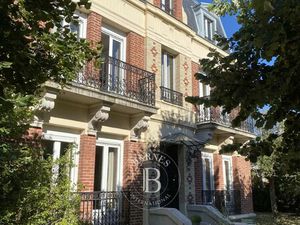 Maison de luxe à vendre à Sonchamp