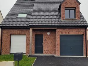 Vente maison 5 pièces 116 m² à Genech (59242)  373 000 €