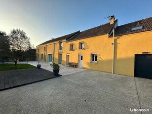 Maison 8 pièces 210 m²