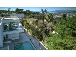 Magnifique villa contemporaine  un bien d'exception