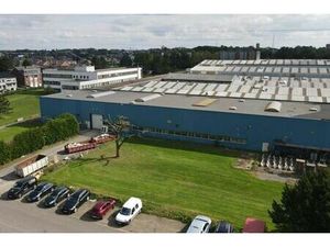 Entrepôt 50 m² - A LOUER - BEYNE HEUSAY