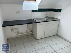 Appartement à louer 1 pièce 34 m² - Villeneuve-sur-Yonne (89) - 410€