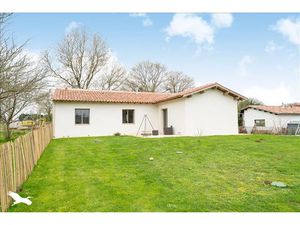 Vente maison 5 pièces 125 m² à Romegoux (17250)  267 120 €