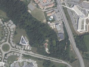 Vente terrain 35289 m² Valence (26000)