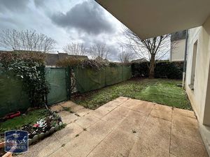 Appartement à louer 2 pièces 49 m² - La Chaussée-Saint-Victor (41) - 650€