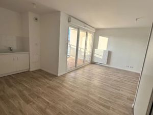 Location appartement 3 pièces 66.5 m² à Villemomble (93250)  1 127 €