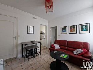 Immeuble 8 pièces 83 m²