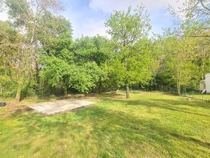 Vente terrain à batir 780 m² à Breuillet (17920)  149 000 €