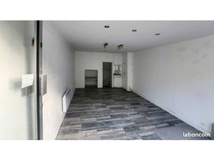 Local commercial 16 m² Brindas