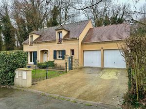 Belle maison de quatre chambres dans un secteur très prisé de Maule