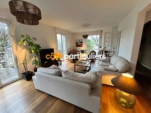 Location maison 9 pièces 160.77 m² à Plescop (56890)  1 510 €