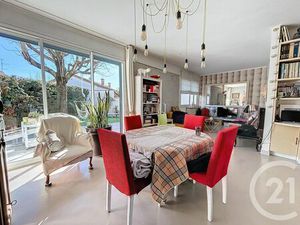 Vente maison 5 pièces 130m2 Montpellier (34070) - 695000 € - Surface Privée