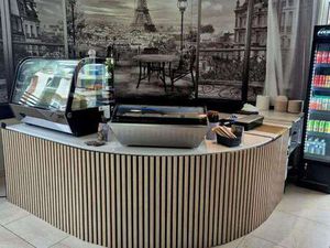 Vente Bureaux et commerces à Châteauneuf-sur-Loire (45110) : à vendre / 380m² Châteauneuf-