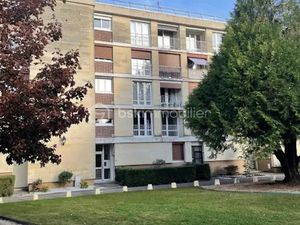 Vente appartement 5 pièces 85 m² à Beauvais (60000)  124 000 €