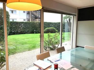 SQUARE CARNOT BUREAUX DE STANDING AVEC PARKINGS A LOUER