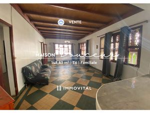 À vendre - Grande maison avec terrasse et jardin à Basse-Ter