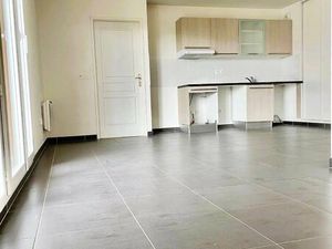 4 PIECES 80.31 - 3 CHAMBRES - BALCON