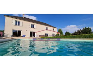 Vente maison 11 pièces 360 m² à Coulommiers (77120)  572 000 €