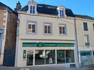 Vente immeuble 270 m² à Luzy (58170)  61 000 €