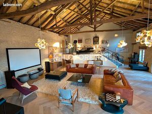 Maison 10 pièces 399 m²