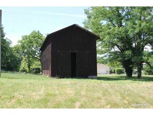 Grange 1 pièce 110 m²