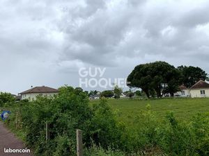 Terrain 2 613 m² Artix