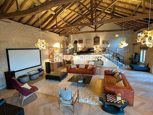 Maison de Maître gasconne  piscine   garage et son parc