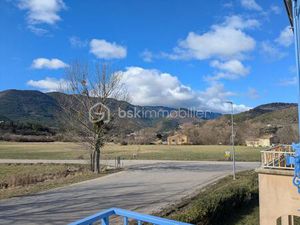 Appartement de type T3 avec vue