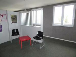 Local commercial à vendre à Saint Max