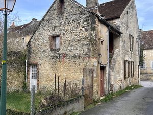 Maison de bourg à rénover entre Bellême et Mortagne-au-Per