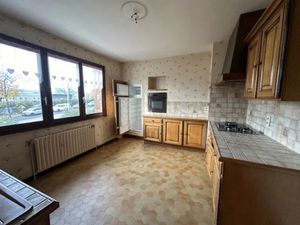 Vente appartement 3 pièces 90 m² à Saint-Priest (69800)  269 000 €
