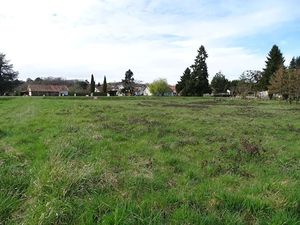 Vente terrain 2603 m² à Saint-Front-de-Pradoux (24400)  25 000 €