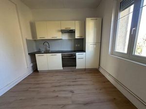 Location appartement 5 pièces 87 m² à Zimming (57690)
