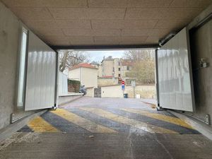 Vente garage 13 m² Saint-Germain-en-Laye (78100)