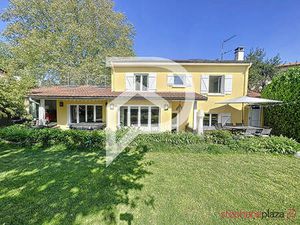 Vente maison 5 pièces 87 m² Nanterre (92000)