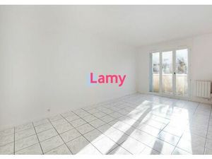 Vente appartement 2 pièces 44 m² Chilly-Mazarin (91380)