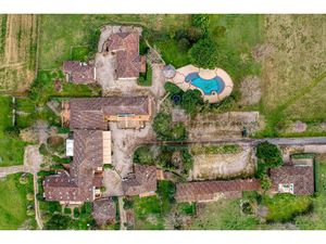 Propriété ' Village de Gîtes' Idéale pour un projet touristique d'accueil