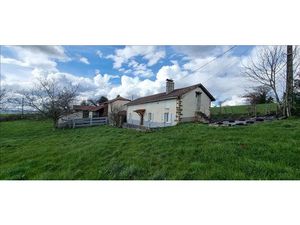 Vente maison 5 pièces 120 m² à Leynhac (15600)  144 450 €