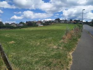 Vente terrain 797 m² à Yssingeaux (43200)  72 000 €