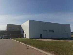 Vente/Location local d'activités DISSAY 1 332 m²