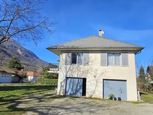 Vente maison 10 pièces 197 m² à Claix (38640)  600 000 €